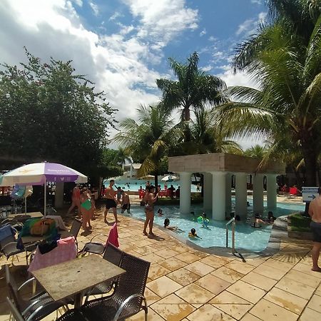 Lacqua Diroma, Mais Parque Acquatico Com Piscina De Ondas Caldas Novas Zewnętrze zdjęcie