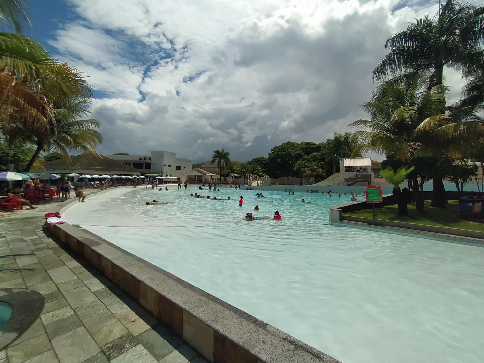 Lacqua Diroma, Mais Parque Acquatico Com Piscina De Ondas Caldas Novas Zewnętrze zdjęcie